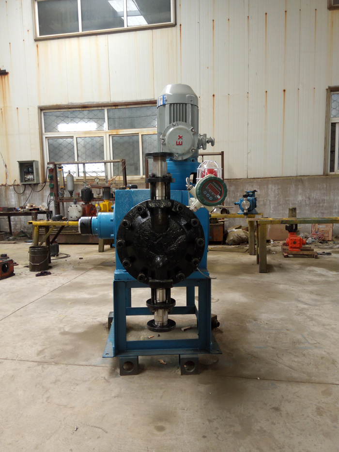 液壓隔(ge)膜泵JTM